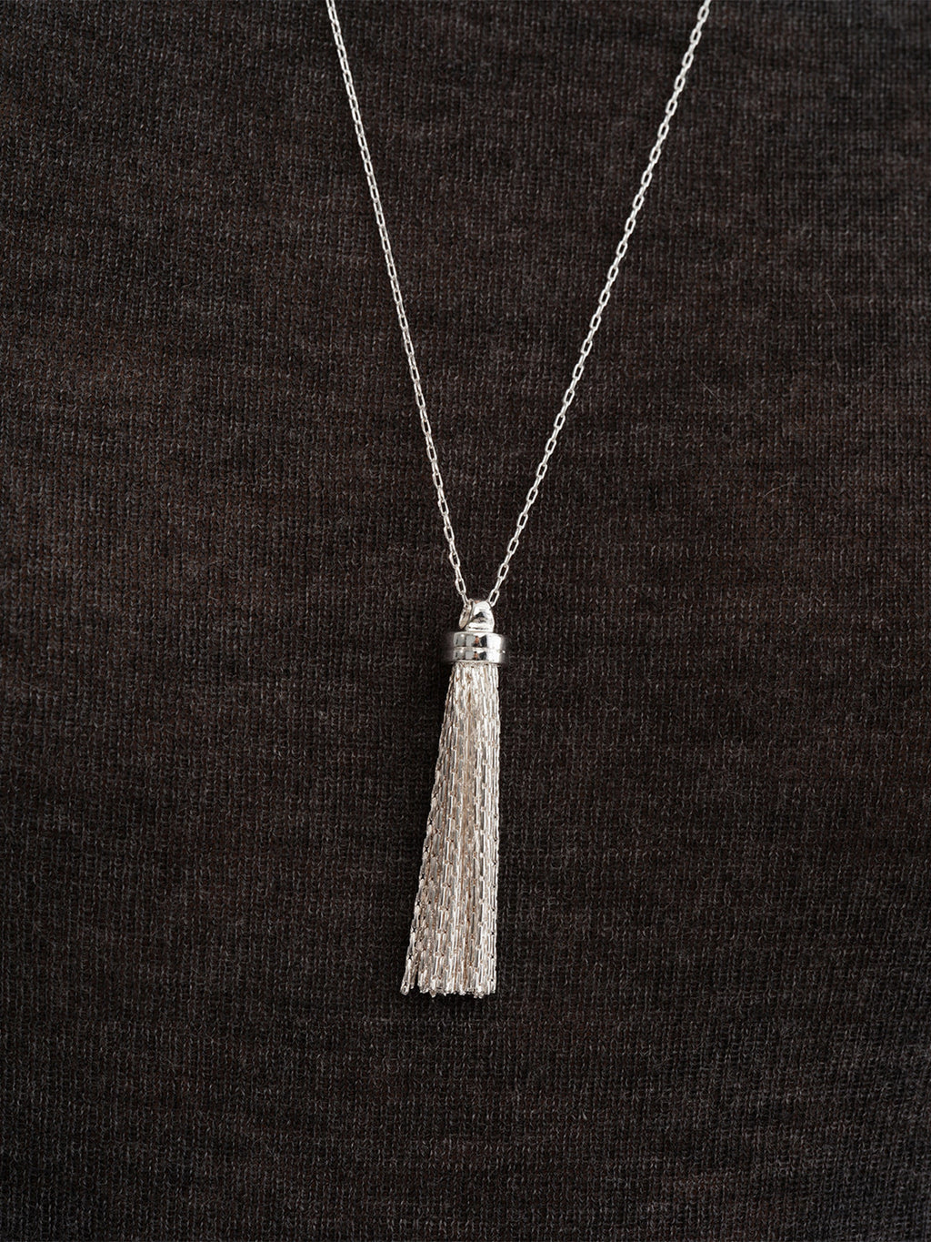 Collier long à pampille