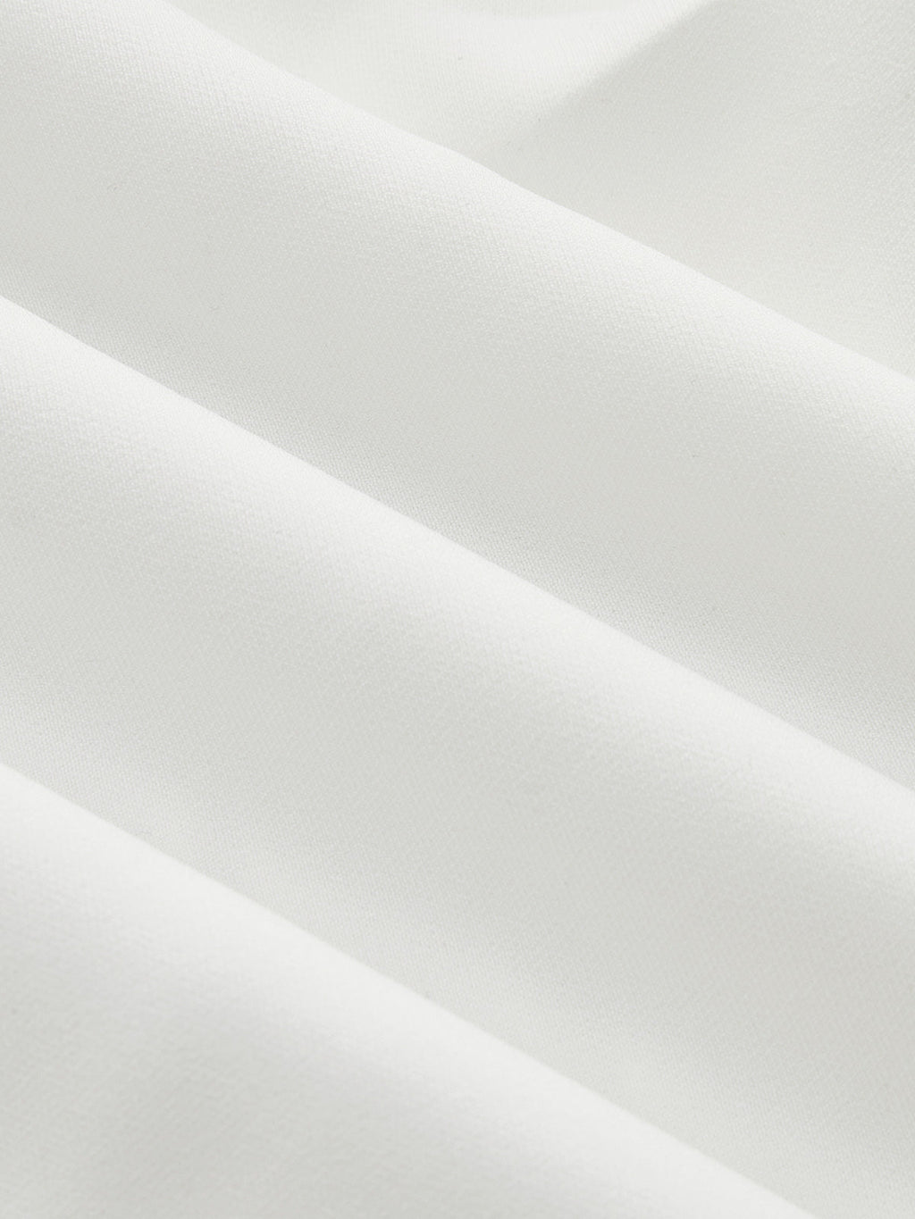 Robe courte plissée asymétrique sans manches