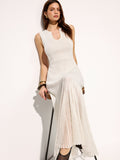 Robe en maille sans manches à encolure dégagée et empiècement en organza