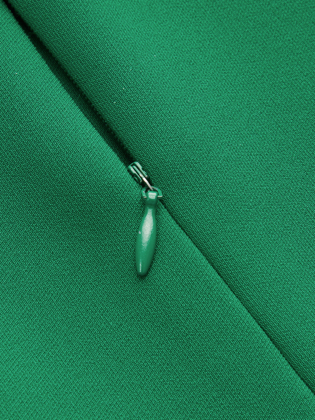 Ärmelloser Neckholder-Jumpsuit mit Drapierung
