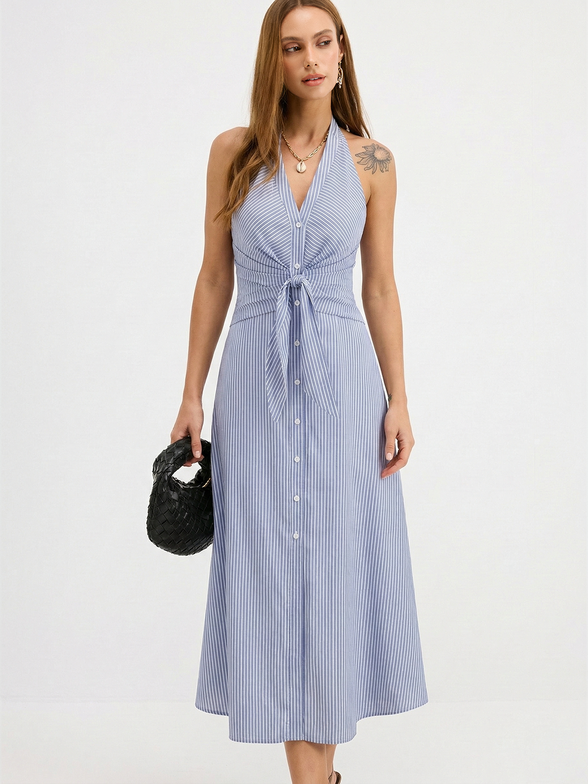 Baumwoll-Maxikleid mit gestreiften Neckholder und Taillenband