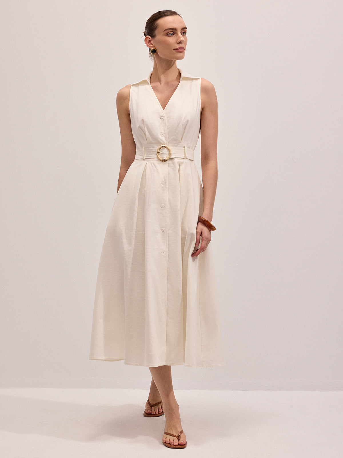 Baumwoll-Leinen-Midikleid ohne Ärmel mit Gürtel