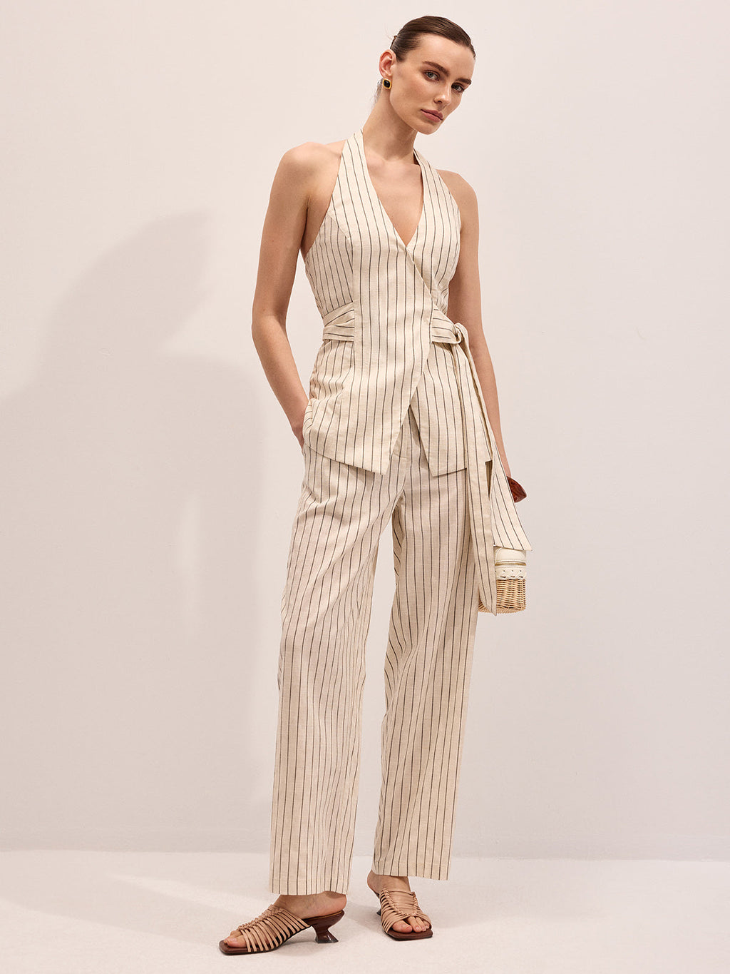 Gestreiftes Neckholder-Top und Hose aus Baumwollleinen