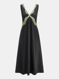 Robe midi sans manches à col en V et imprimé ondulé