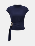 Satin-Top mit Metallschließe und Flügelärmeln