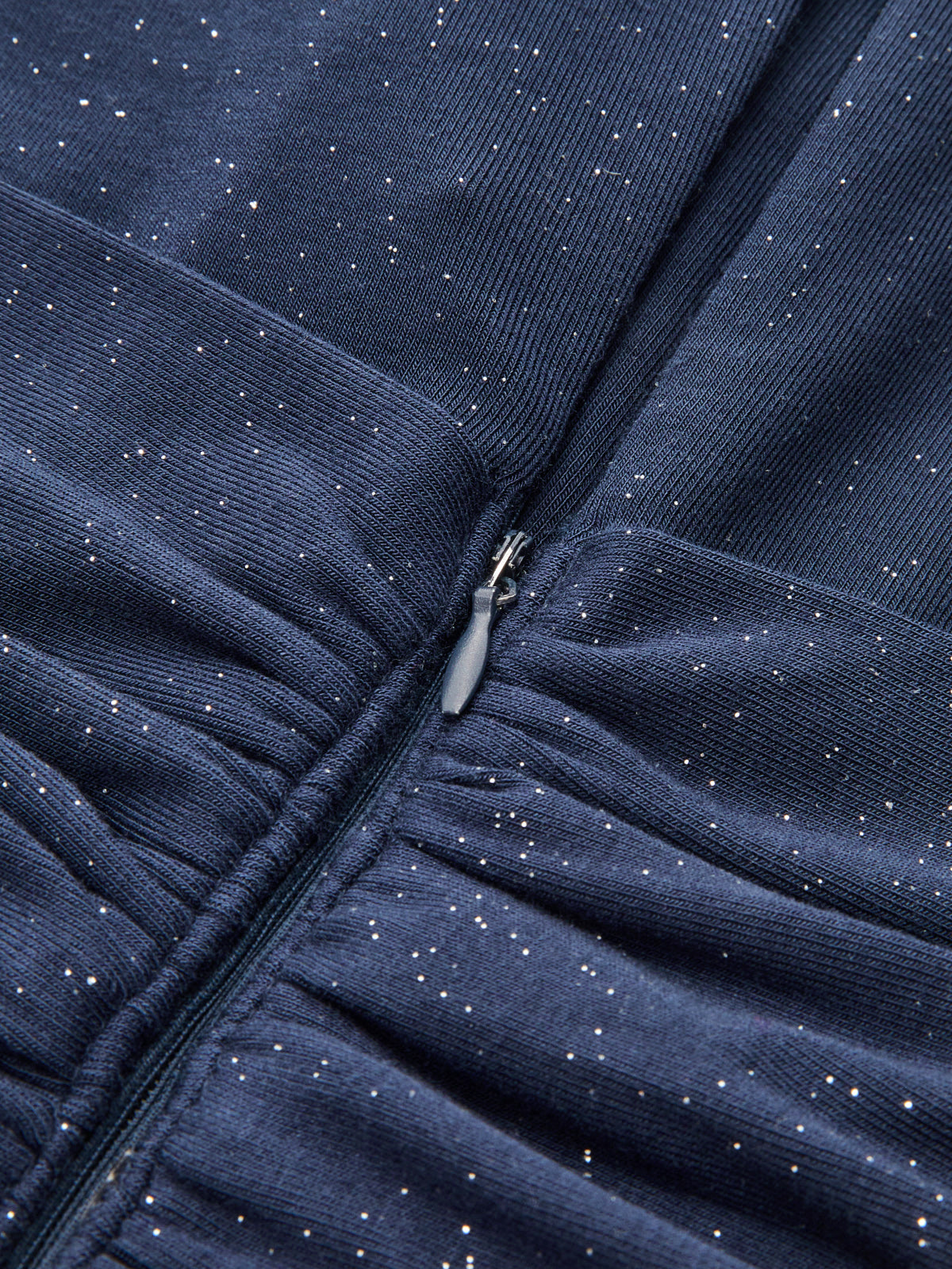 Robe Midi sans Manches Pailletée avec Découpes et Torsade