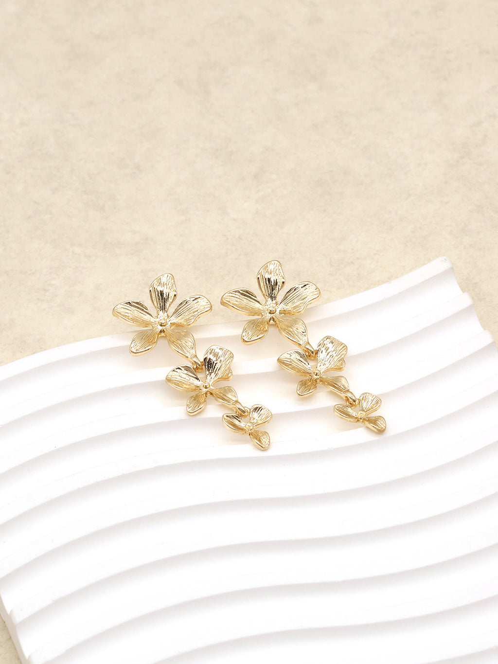 Boucles d'oreilles pendantes fleurs en cascade