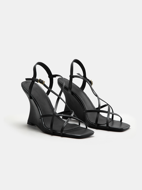 Sandales compensées à brides et bout carré