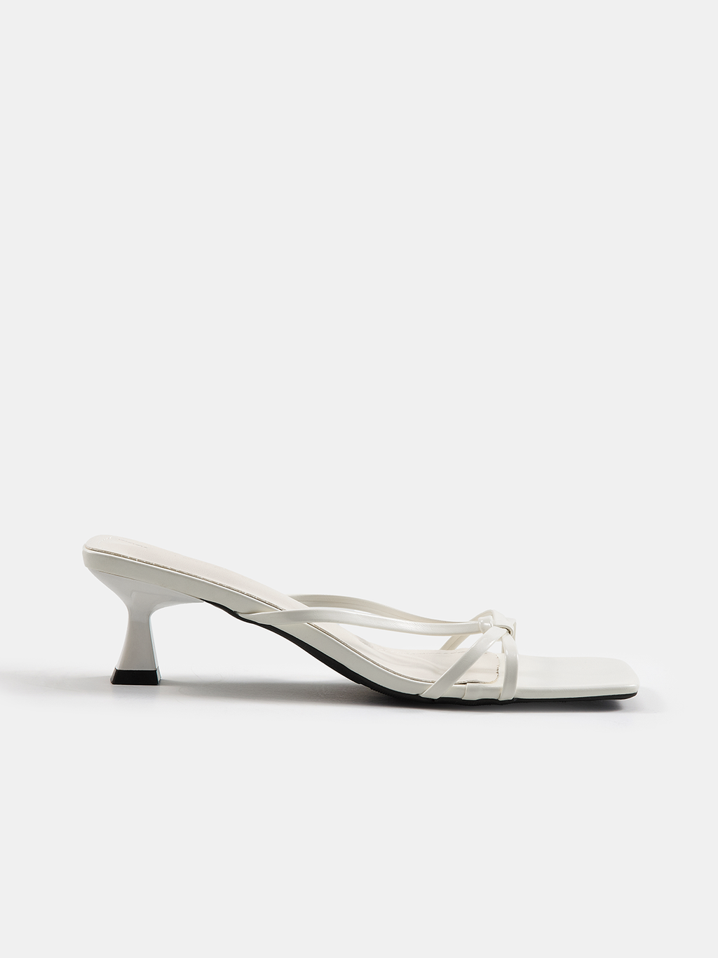 Mules à talon chaton et bout carré