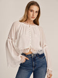 Bluse aus transparentem Chiffon mit Spitzenborte und Glockenärmeln