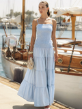 Gesmoktes gestuftes Maxi-Cami-Kleid