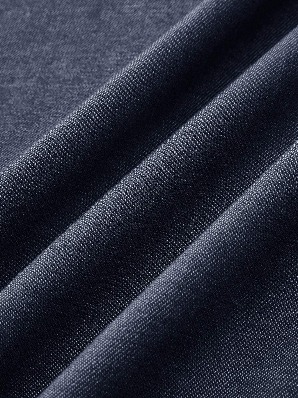 Neckholder-Maxikleid aus Denim mit Kragen und Gürtel