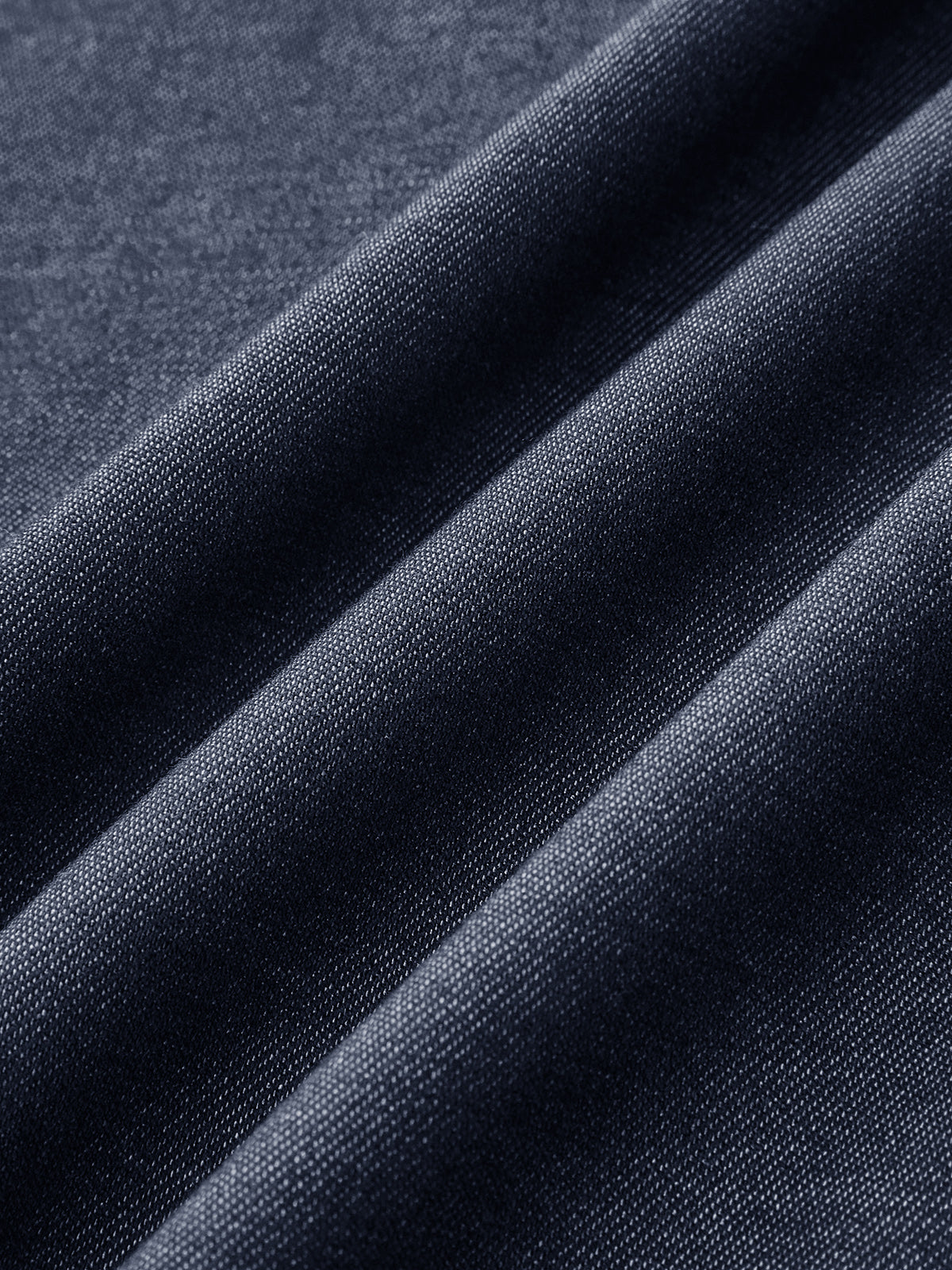 Neckholder-Maxikleid aus Denim mit Kragen und Gürtel