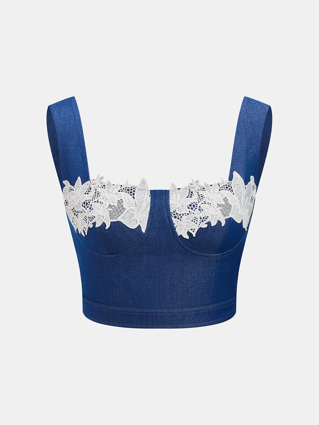 Ensemble caraco court et short bordés de dentelle