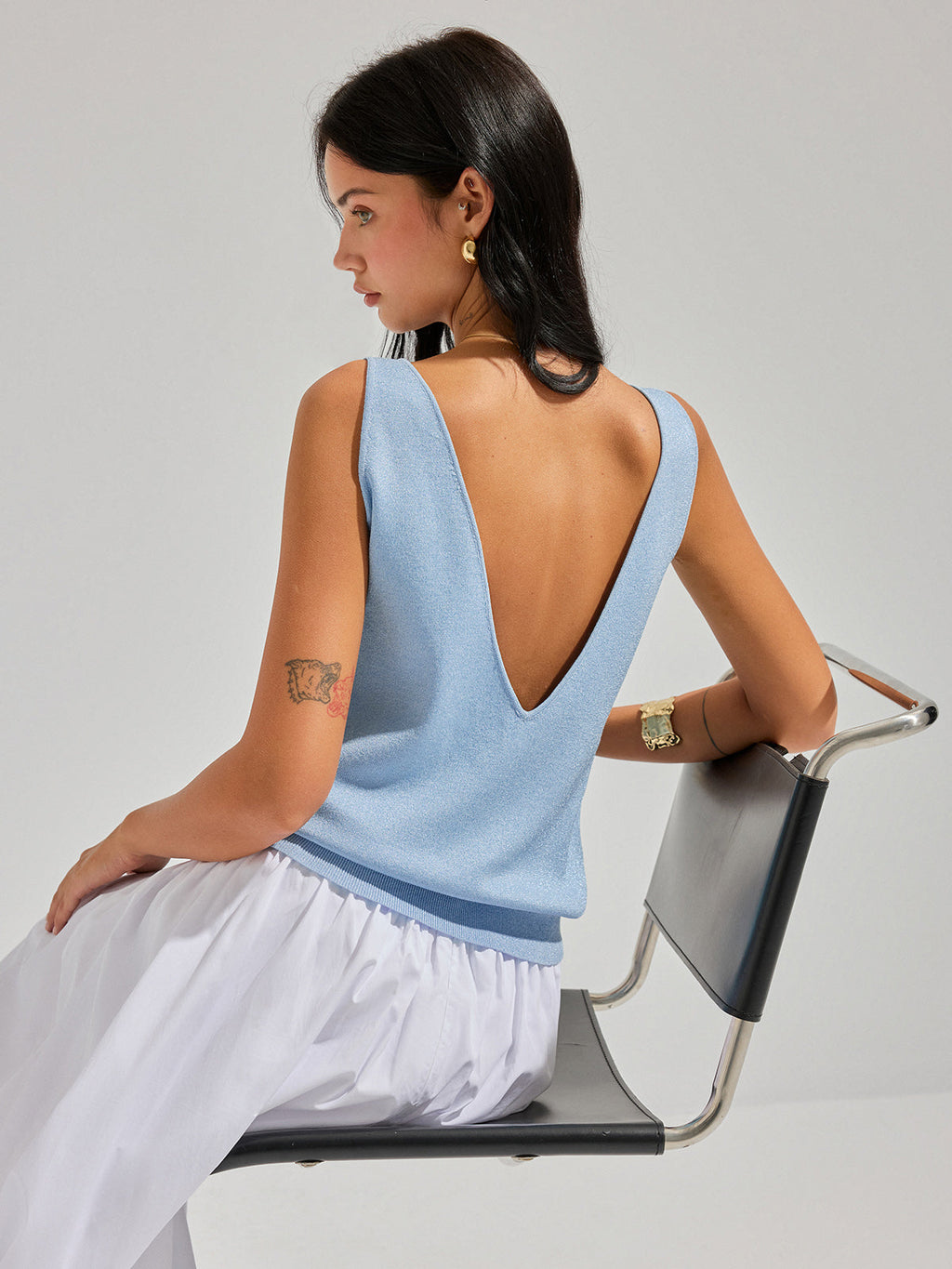 Lurex-Strick-Tanktop mit tiefem V-Rücken