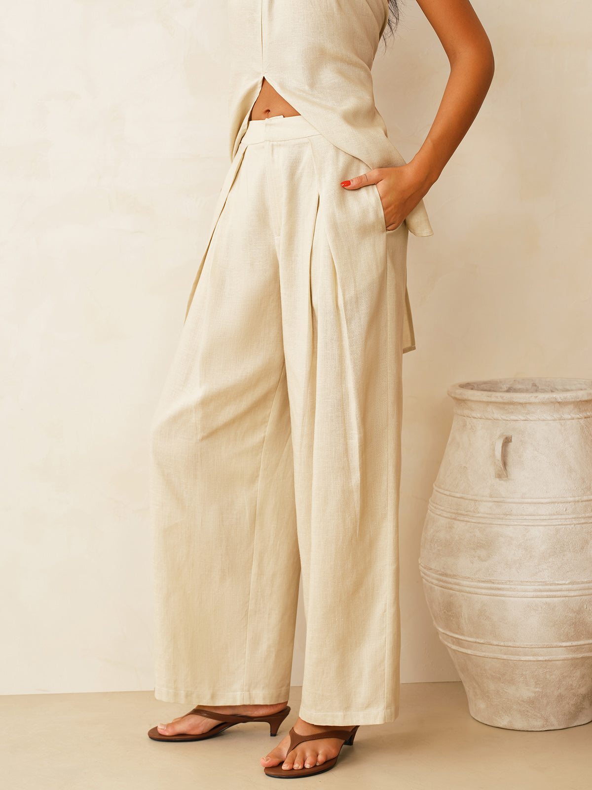 Leinenmischgewebe-Neckholder-Top und Hose Set