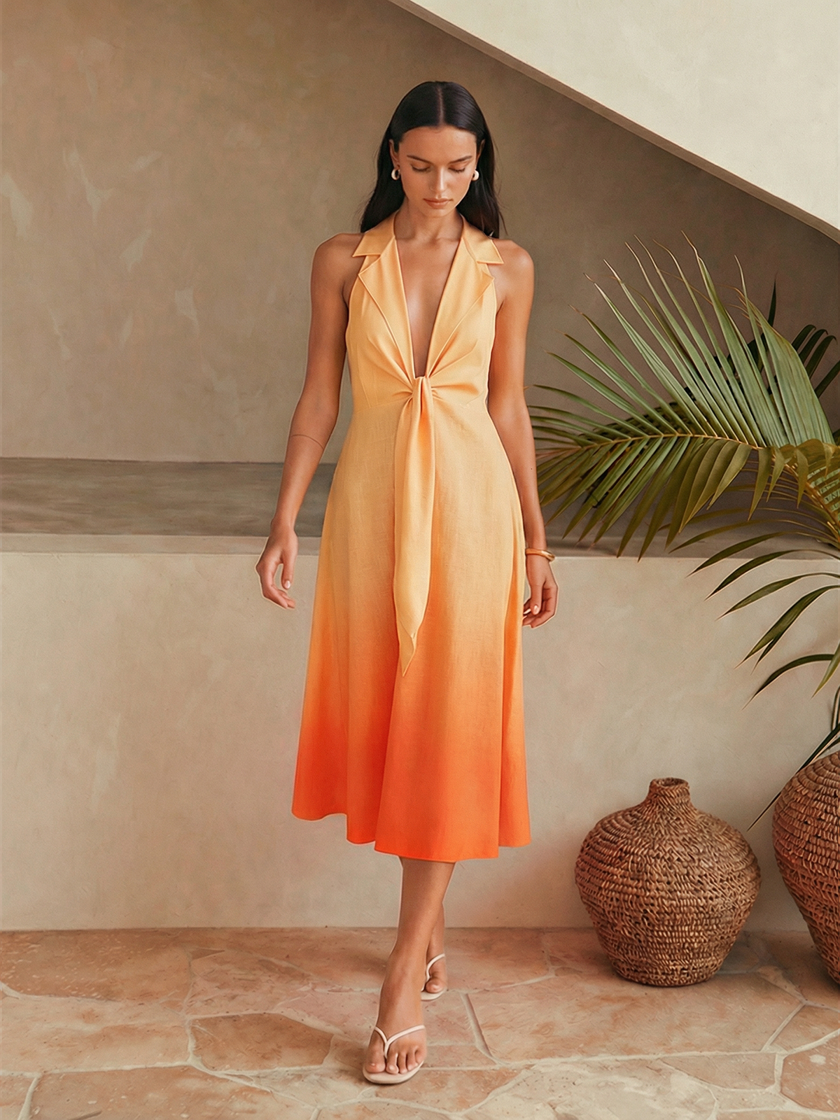 Neckholder-Midikleid mit Farbverlauf und Bindedetail