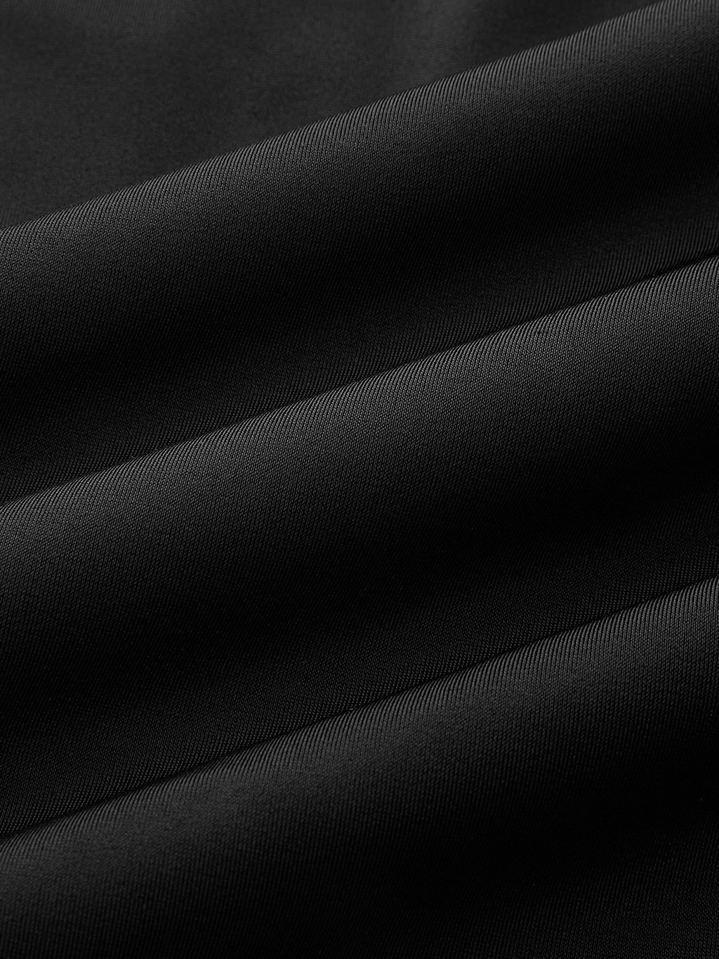Maillot de bain une pièce à bordures contrastées et ensemble jupe