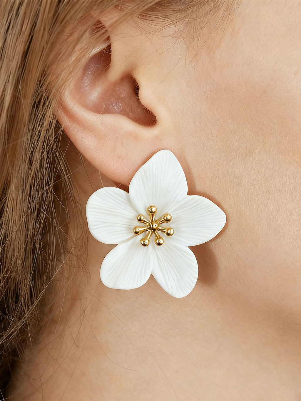 Boucles d'oreilles clous Fleur épanouie