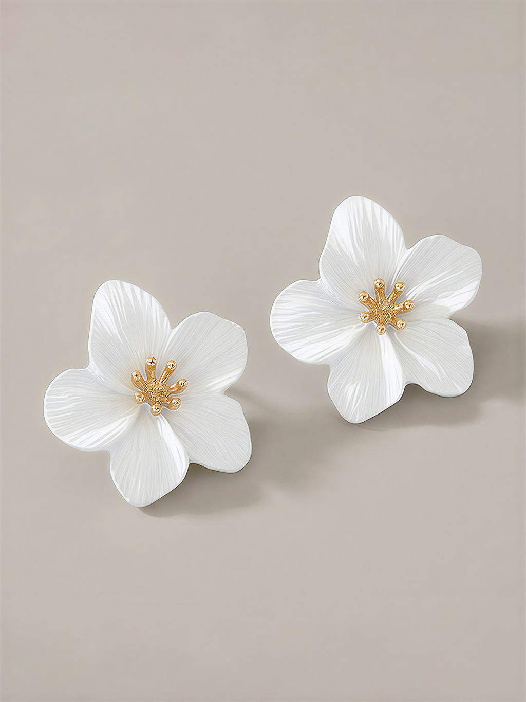 Boucles d'oreilles clous Fleur épanouie