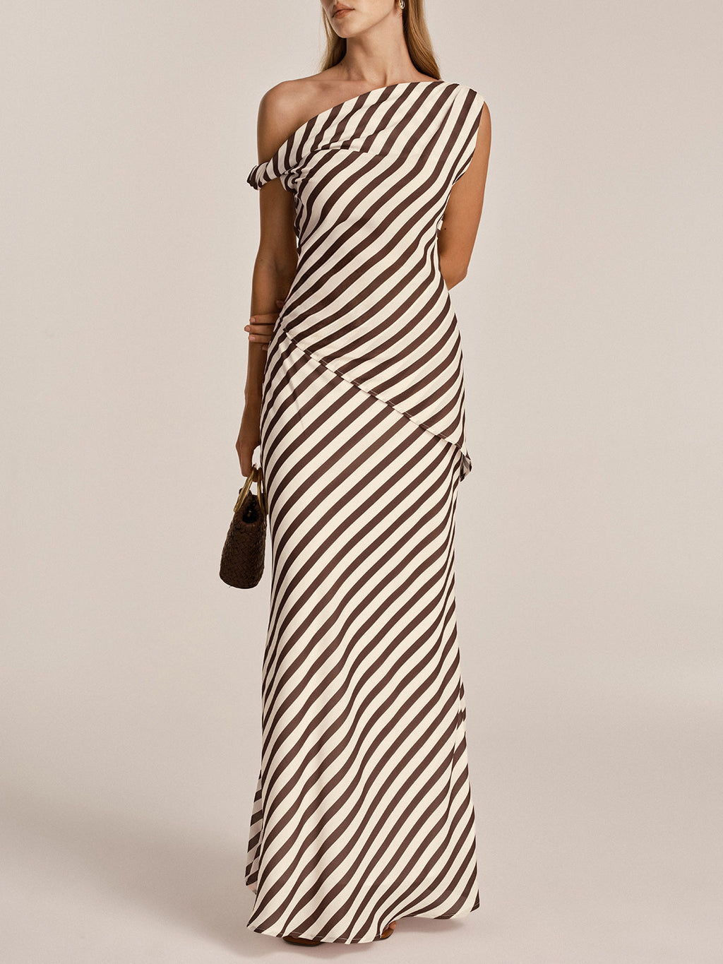 Maxikleid aus gestreiftem Chiffon mit One-Shoulder-Träger